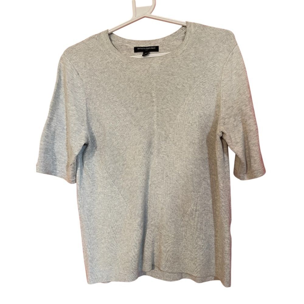 Banana Republic Women’s Ribbed Knit Top Size M Gray Short Sleeve Casual Work